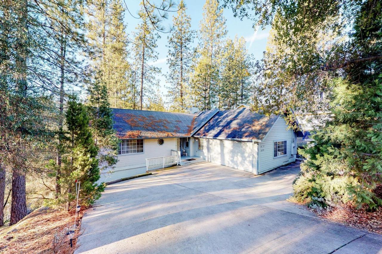 Escape To Yosemite Villa Гроувланд Екстериор снимка